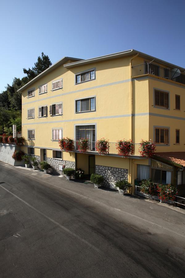 Albergo Terme Santamaria Castelforte Exterior foto